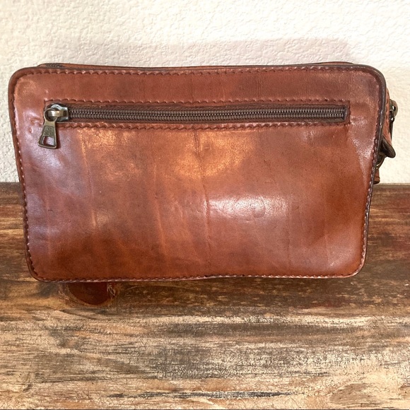 Vintage Peruzzi leather clutch. 9.5”x6” - Picture 3 of 7